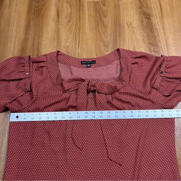 Sara Michelle Orange and White Cuffed 3/4 Sleeve Blouse with Tie Front - Picture 6 of 9